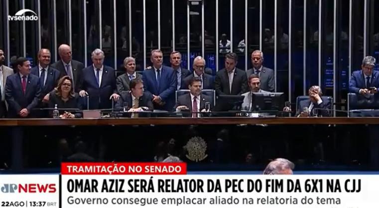 “MOMENTO É DECISIVO PARA ACABAR COM ESCALA 6×1”, DIZ JURUNA À JOVEMPAN