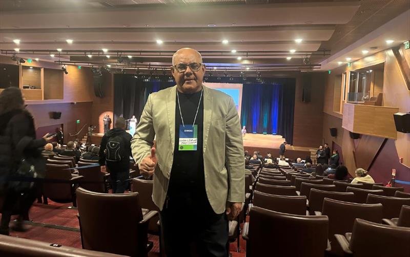 EUSÉBIO NETO REPRESENTA OS FRENTISTAS EM SEMINÁRIO SOBRE MUNDO DO TRABALHO