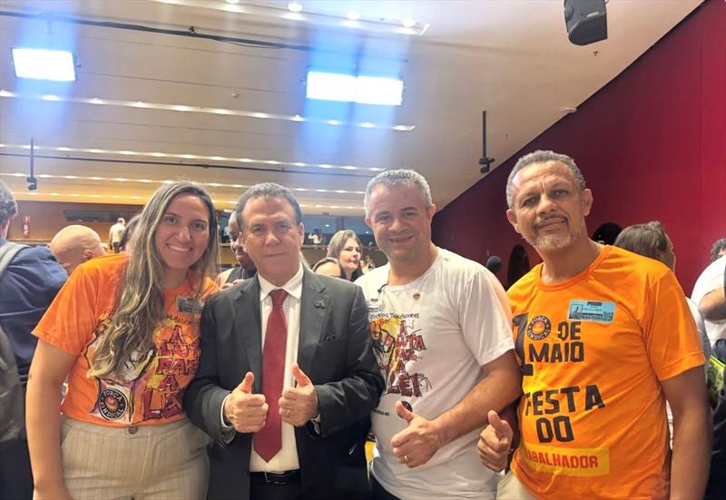 SINPOSPETRO-DF E SINDICATOS PARCEIROS PARTICIPAM DE CELEBRAÇÃO DOS 50 ANOS DO PAT