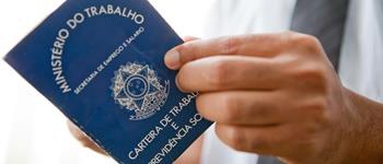 Reforma trabalhista vai ser sancionada hoje.Temer e Maia avaliam ajustes no projeto